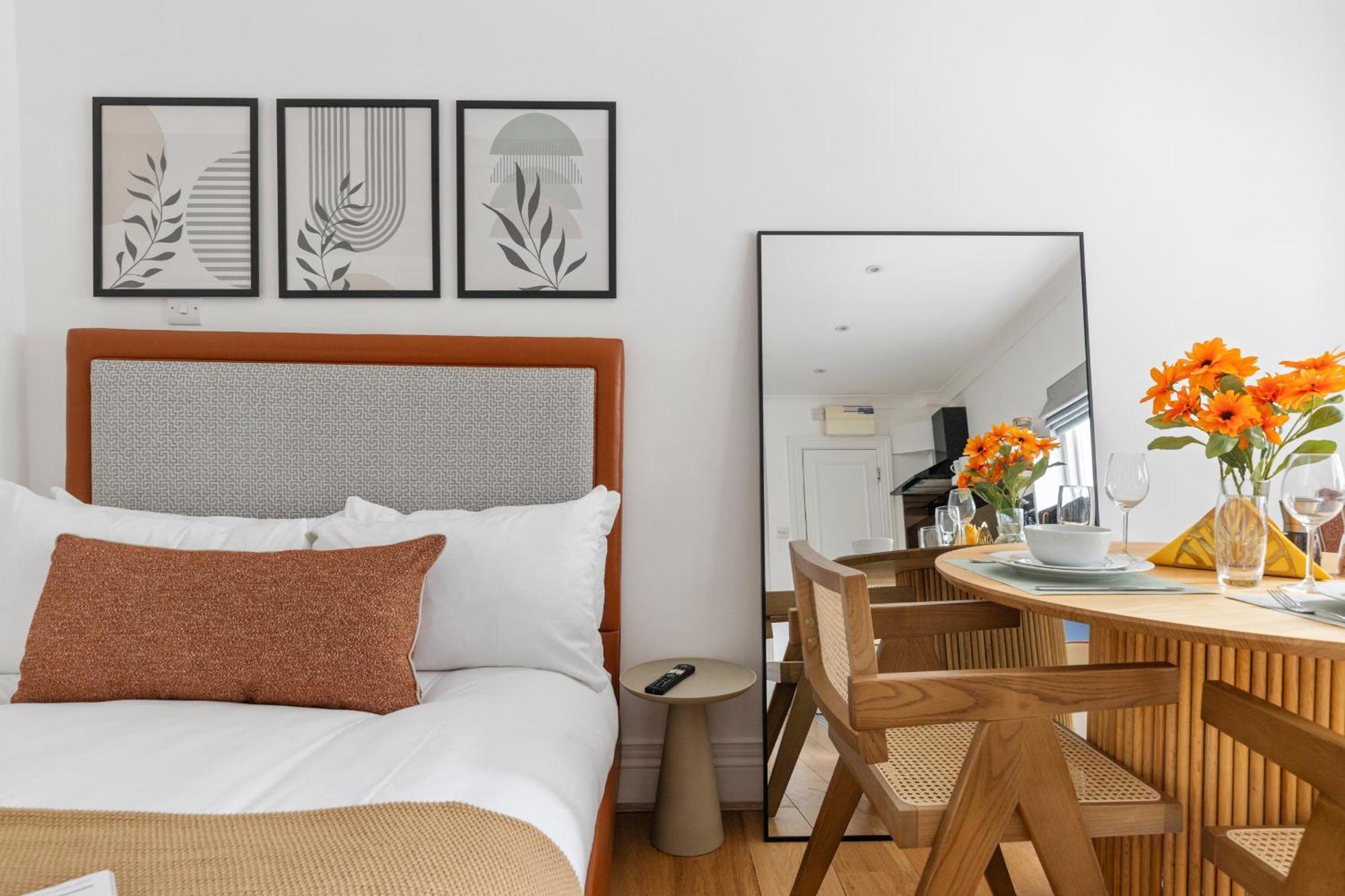 Luxurious Studio Retreat - La Reserve Knightsbridge Лондон Экстерьер фото